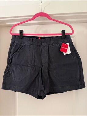SPANX Women's Washed Black 6” Twill Short